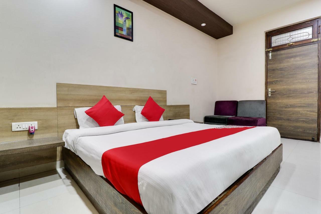 Farrukhabad Oyo 43936 Hotel Rajputana Palace מראה חיצוני תמונה